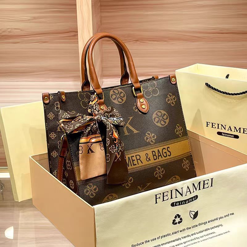 Cross-Border Women's Bag 2026 New Genuine Leather Women's Tote Handbag Document Bag Large Capacity High-End Large Bag Cross-Border Women's Bag 2026 New Genuine Leather Women's Tote Handbag Document Bag Large Capacity High-End Large Bag