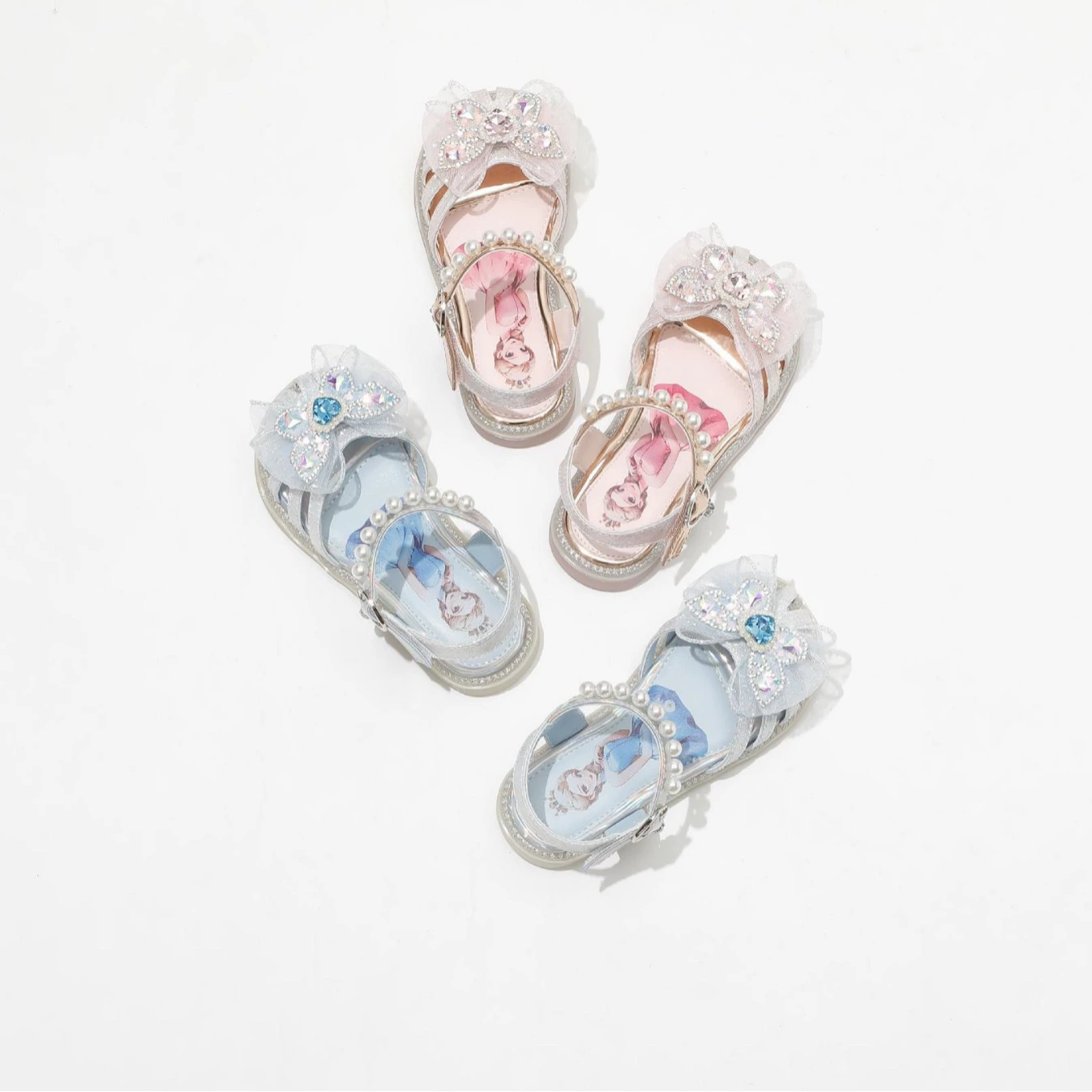 Детская обувь для девочек от имени волос Маленькая принцесса обувь 2024 новая девушка летняя детская мягкая подошва хрустальные сандалии