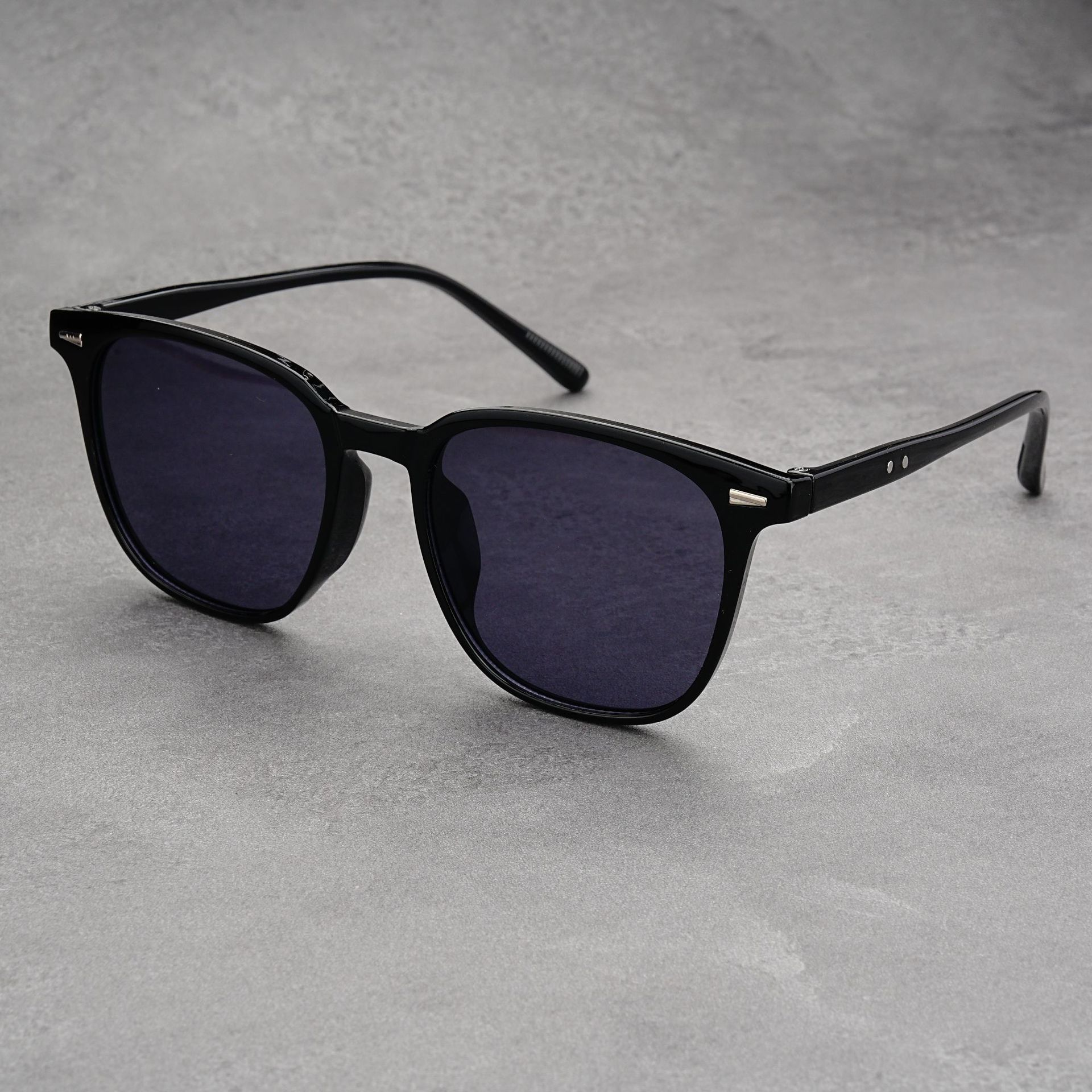 韓国版超軽量サングラス丸枠紫外線防止サングラスレトロなファッション個性日韓系丸枠近視メガネ