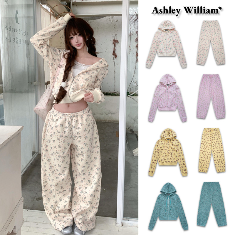[In Stock] Ashley William* Rabbit Cartoon Full Print Short Hooded Sweatshirt Jacket and Pants Set