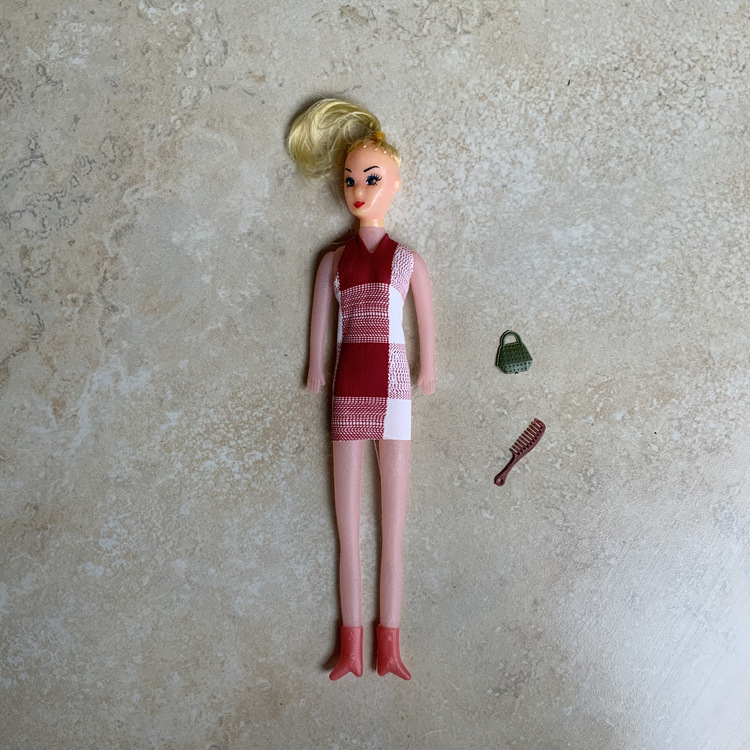 1 yuanes puesto Lele Barbie al por mayor lote mixto gran belleza muñeca pequeña muñeca Casa de juego apoyos pretty Girl OPP bolsa