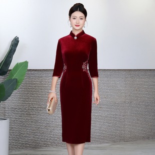Hongyun embroidered Autumn New Korean velvet cheongsam improved Xi mother-in-law toast slim high-end wedding dress wholesale