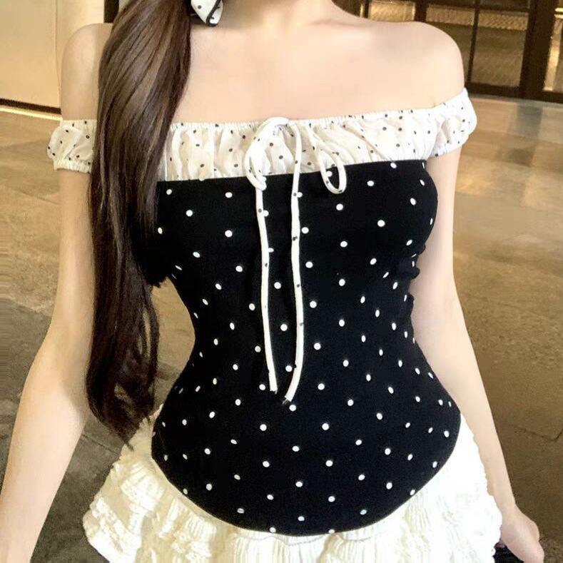 Jianmanni One-Shoulder Color-Block Polka Dot Patchwork Short-Sleeve T-Shirt for Women, Pure Desire Style, Slim Fit, Versatile Top for Summer Jianmanni One-Shoulder Color-Block Polka Dot Patchwork Short-Sleeve T-Shirt for Women, Pure Desire Style, Slim Fit, Versatile Top for Summer