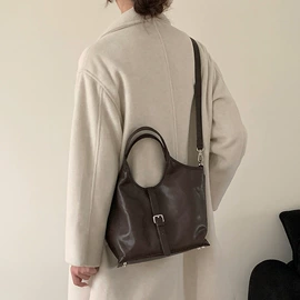 女士单肩包;女士斜挎包;女士手提包