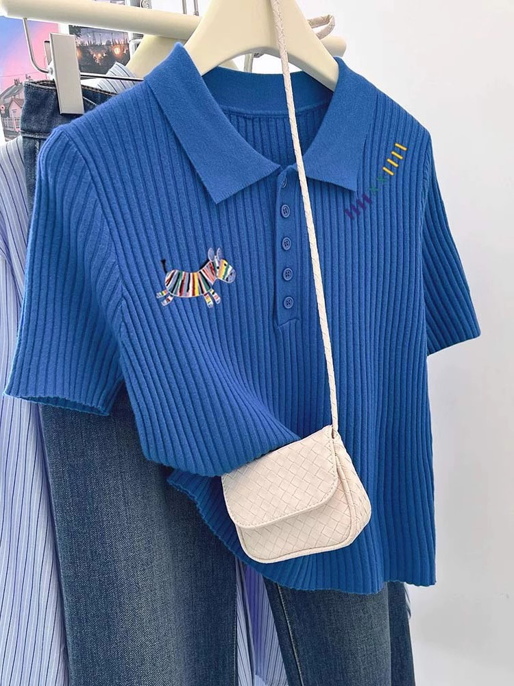 Áo thun polo nữ tay ngắn cổ bẻ họa tiết cầu vồng ngựa con — Màu xanh da trời