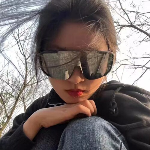 Cross-border new outdoor cycling sunglasses for men and women, windproof dark sunglasses, trendy colorful sunshading sports sunglasses, wholesale