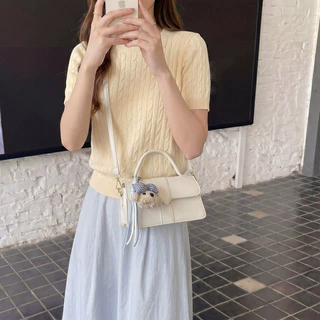 小众设计高级质感2026新款时尚女士百搭上课通勤斜挎包手提小方包