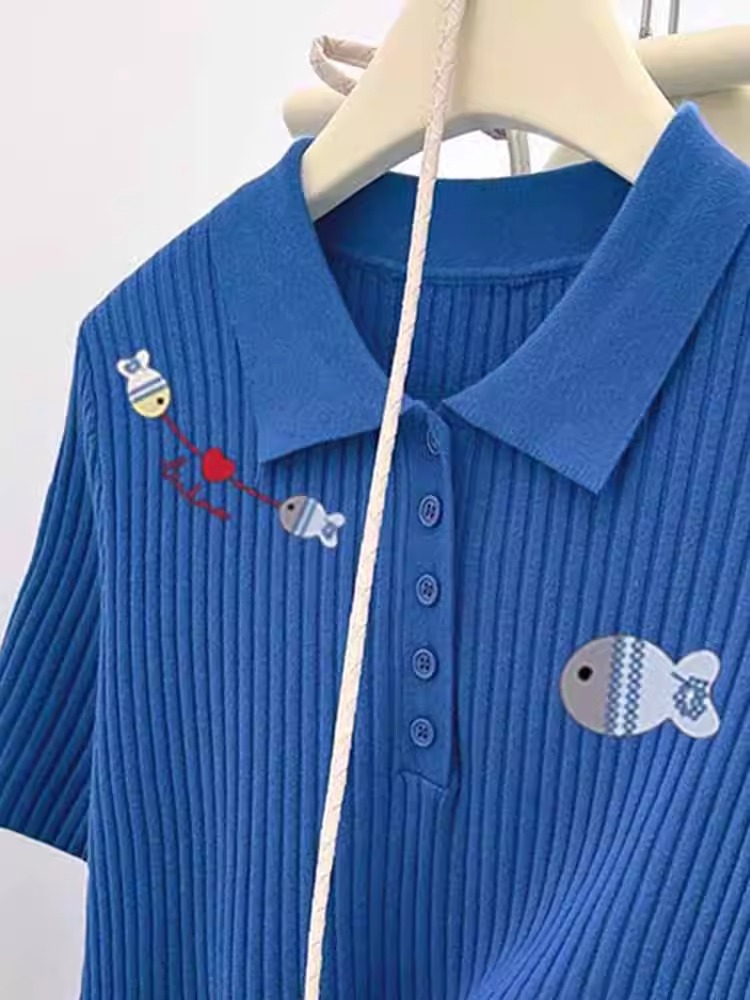 Áo thun polo nữ tay ngắn họa tiết cá nhỏ màu xanh lam — xanh lam chi tiết 4