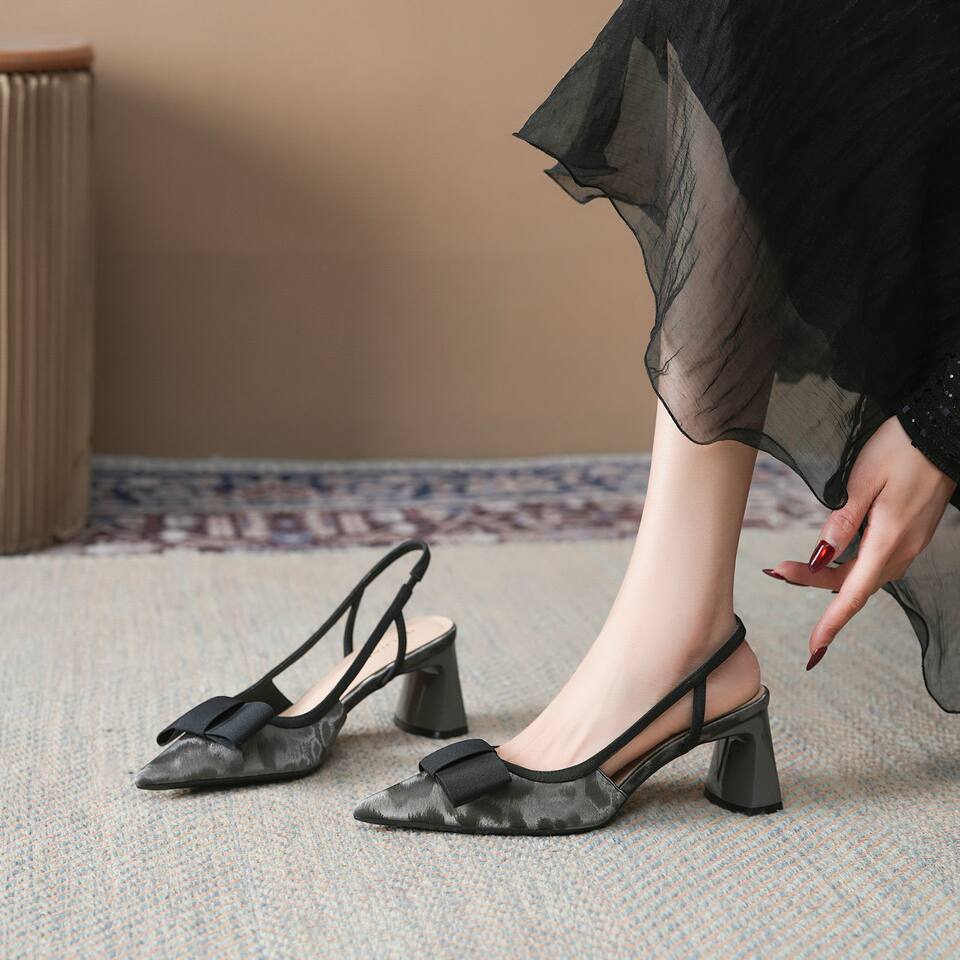 Sandal cao gót nữ mũi nhọn hở gót gót thô đính nơ phong cách công sở, gót 6–8 cm — Màu kaki, Màu xám bạc, màu đen