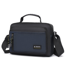 中年男士背包休闲男单肩斜挎包防水牛津布商务通勤包做生意收钱包