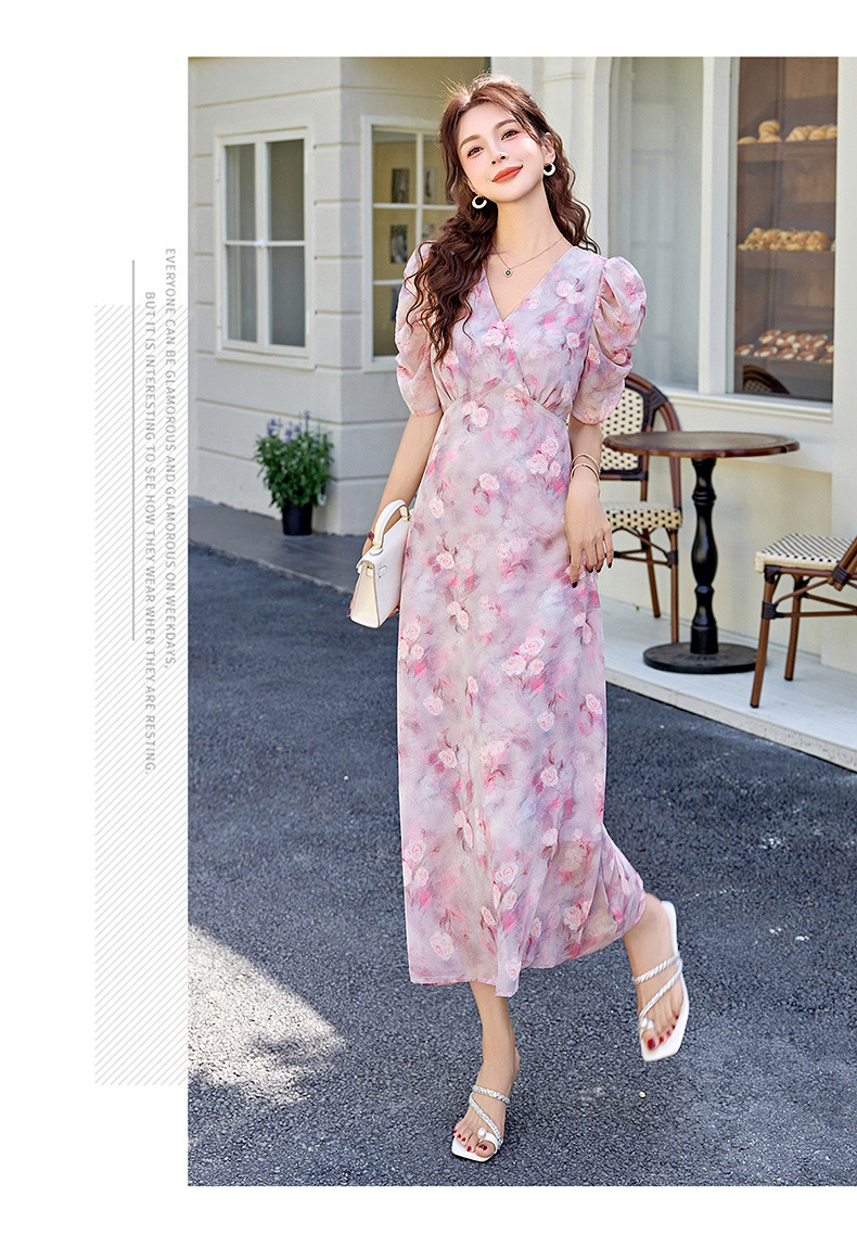 Đầm maxi nữ thắt eo in hoa phong cách mềm mại mùa hè 2025 ME5631 — hoa xanh, hoa hồng tím chi tiết 18