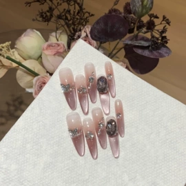甲片/穿戴甲;美甲贴;其他美甲产品