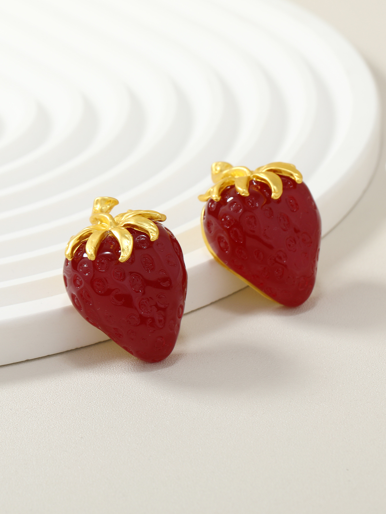 925 Sterling Silver Ear Needle Material 1 Pair Cute Retro Fruit Strawberry Alloy Women's Earrings Ear Studs