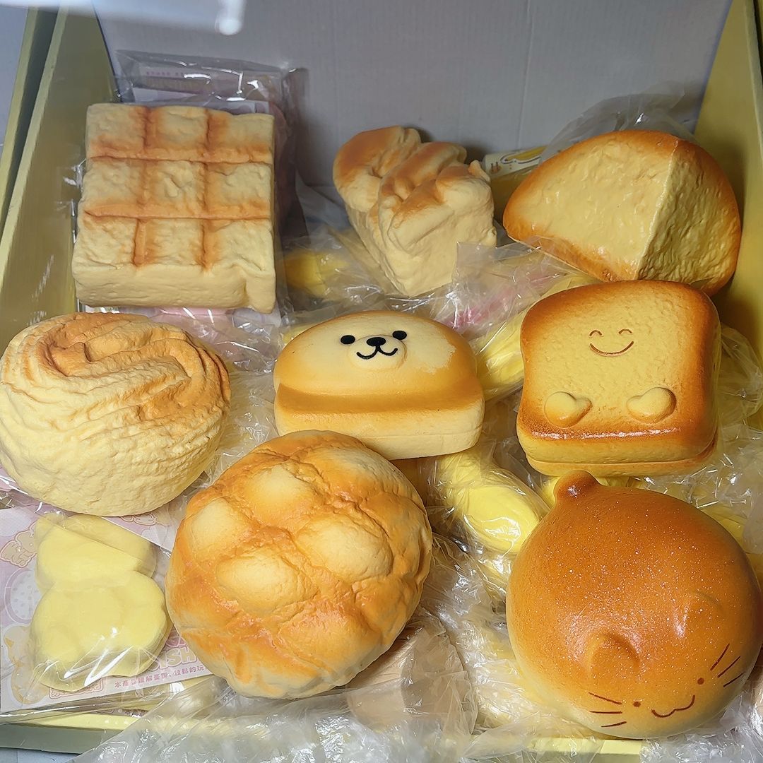 Pan suave y húmedo, con recuperación lenta y aleatoria.