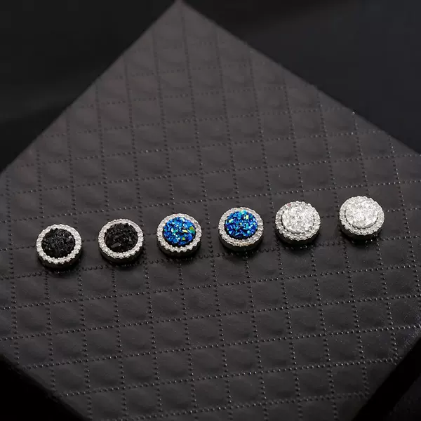 Crystal Cluster Dazzling Magnetic Ear Clips for Men, Trendy Light Luxury High-End Minimalist Style Earrings, Non-Pierced Painless Ear Accessories