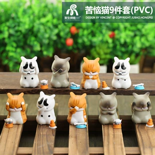 Фигурки кошек с лапками у лица мини-игрушки