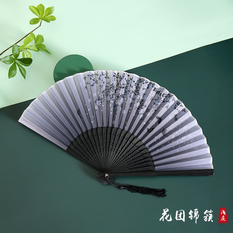 Ventilador plegable de estilo chino de verano estilo antiguo de alta gama Hanfu cheongsam abanico chino abanico de baile plegable para niños abanico de bambú
