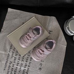 子供のシンプルなレジャーネット靴春と秋の新型男女の赤ちゃんの包頭学歩の靴の子供の滑り止めの運動靴