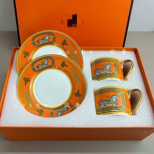 Matu D double cup and saucer