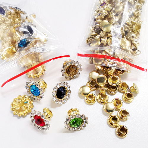 Cross-border supply DIY luggage, clothing accessories, diamond-encrusted sunflower diamond impact studs and rivets
