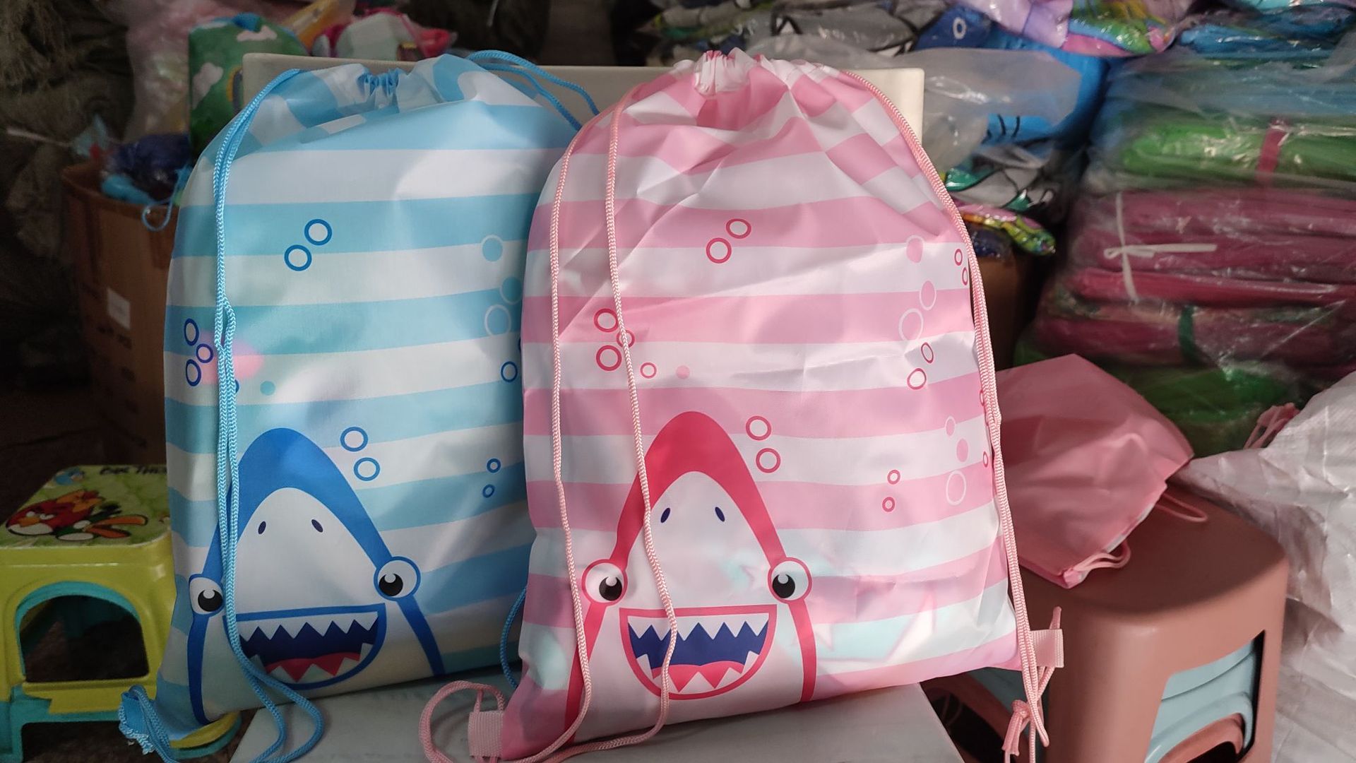 Large picture of drawstring bag back bag