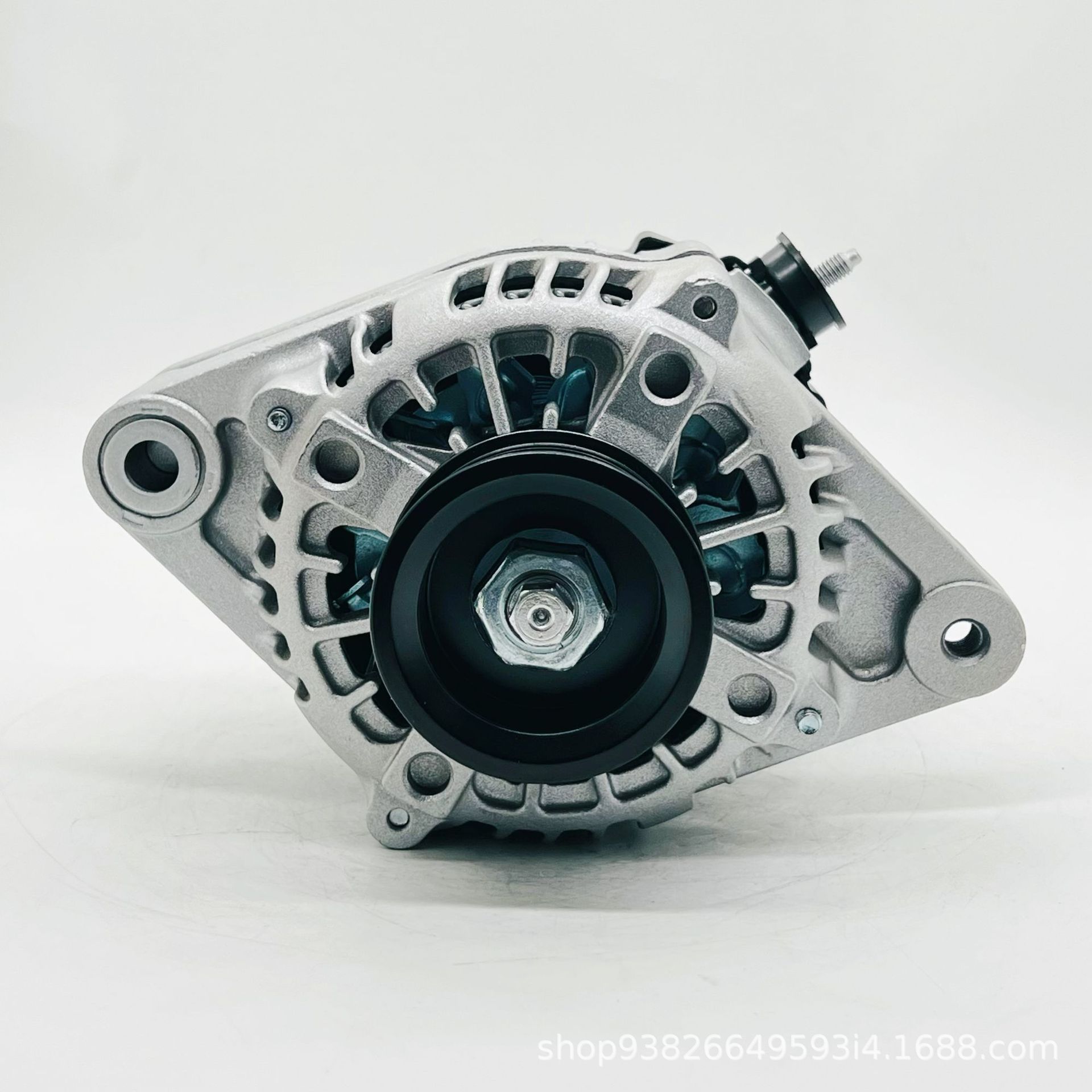 Suitable for Suzuki (imported) auto parts 31400-84M00-000 3140084M0 car generator
