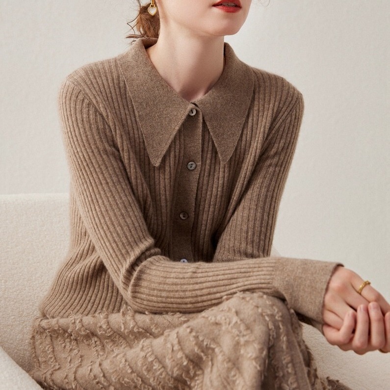 Elegant Ribbed Polo Collar Slim-Fit Cashmere Sweater Shirt, Knitted Sweater, New Autumn and Winter Style, Slimming Women's Button-Up Cardigan Elegant Ribbed Polo Collar Slim-Fit Cashmere Sweater Shirt, Knitted Sweater, New Autumn and Winter Style, Slimming Women's Button-Up Cardigan
