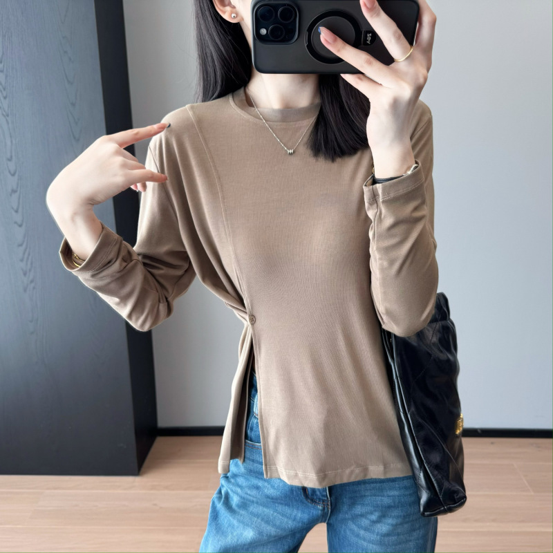 显瘦果冻T~设计师款科技玻尿酸设计感开叉侧腰纽扣T恤女秋G091827|undefined