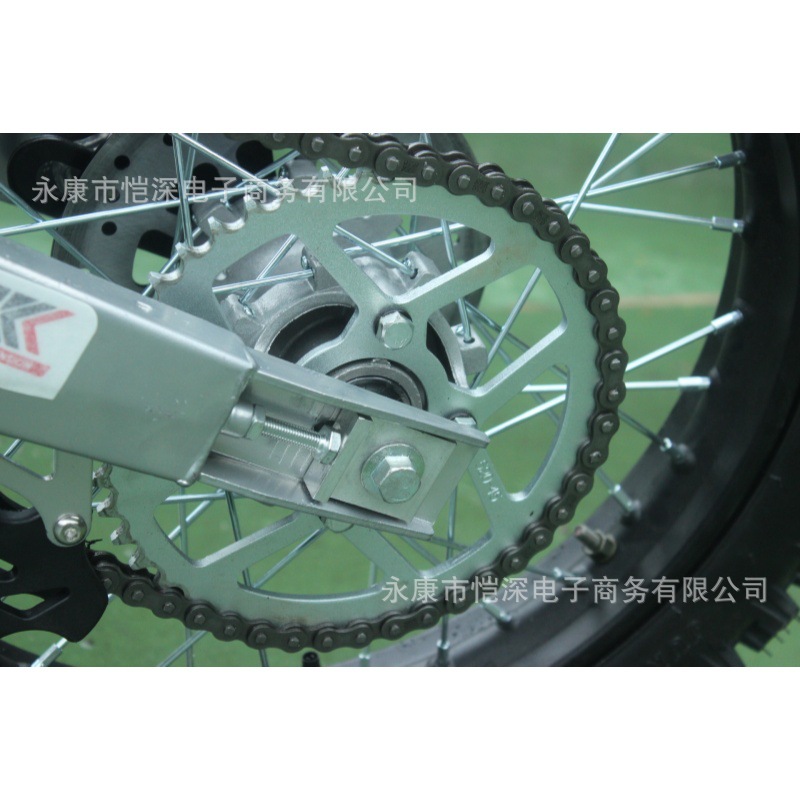 Large Off-Road 250Cc Two-Wheeled Off-Road Motorcycle with High-Performance Air-Cooled Engine, Mountain Bike, Rally Motorcycle