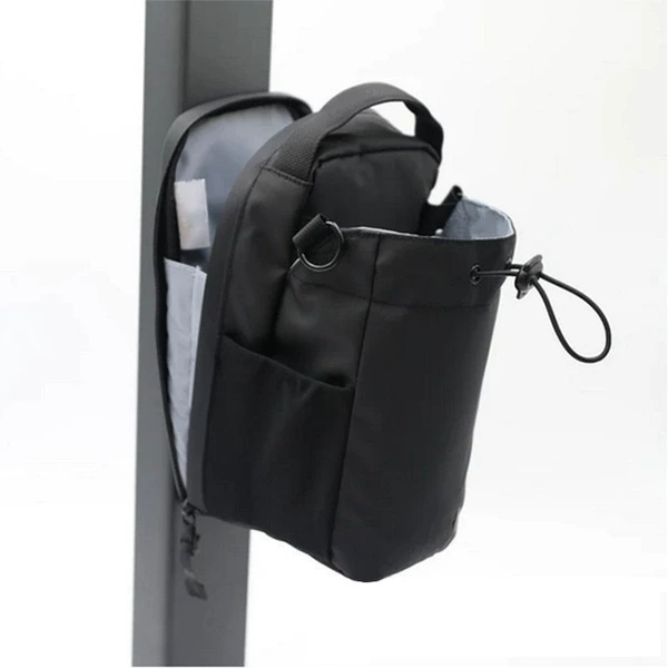 [Black 4 Magnets] Anti-slip Leather