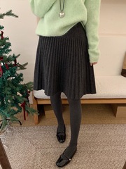 超好穿！加厚针织百褶短裙女早冬新款松紧高腰显瘦及膝字半身裙