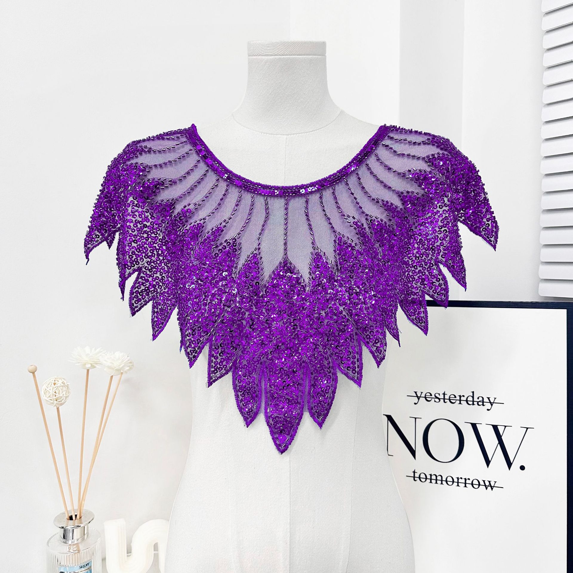 Fabricación pesada bordada malla frontal pecho sequin de perlas bordadas calcomanías vestido de mujer rendimiento vestido accesorios de encaje image 18