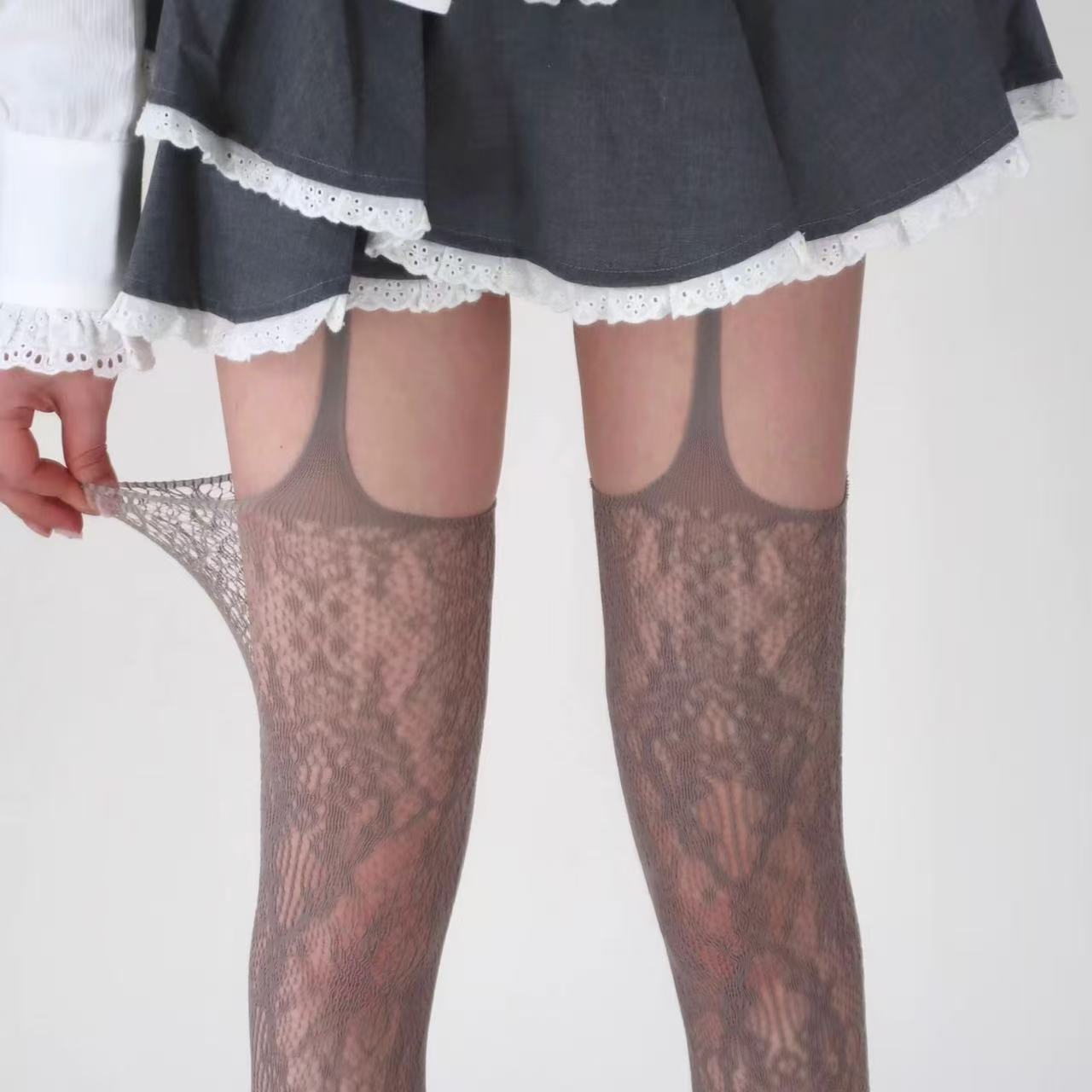 Hot Girl Garter Stockings Female Y2K Subculture White Lace Jacquard Fishnet Stockings Millennium Phoenix Sexy Black Silk Pantyhose