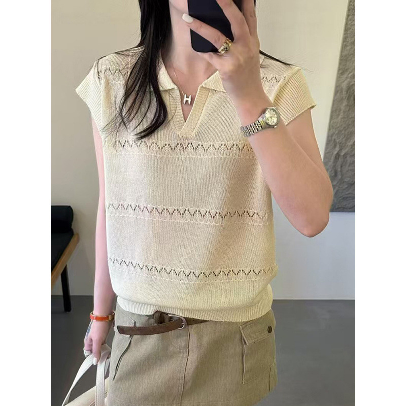 Charming French-Style Sexy Hollow-Out Polo Collar Women's Short Knit Top T-Shirt with a Versatile Hollow-Out Design