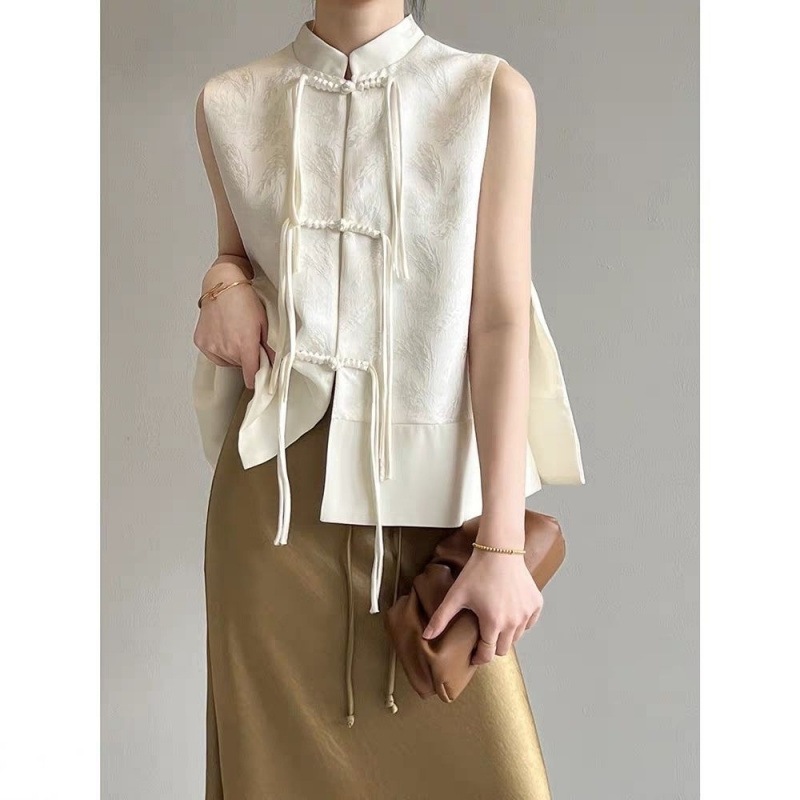 Chinese Style National Style Buckle Spring, Summer and Autumn 2025 Jacquard New Women's Vest Short Waistcoat Top Vest Retro