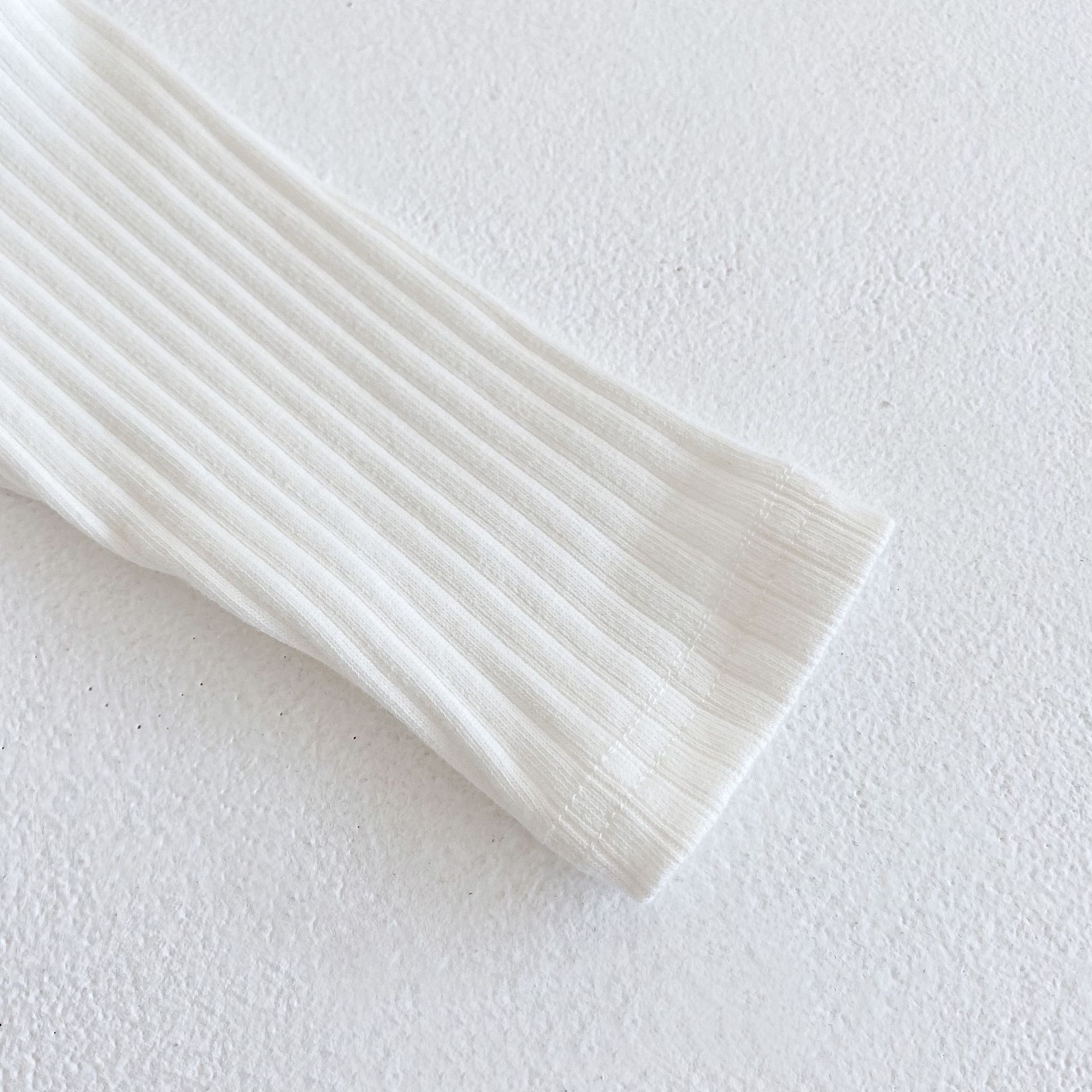 Ins2024 Spring and Autumn New Girl Baby Lotus Leaf Collar Bottom Ha Yi jumpsuit Crawler Thick Style_voghion.com