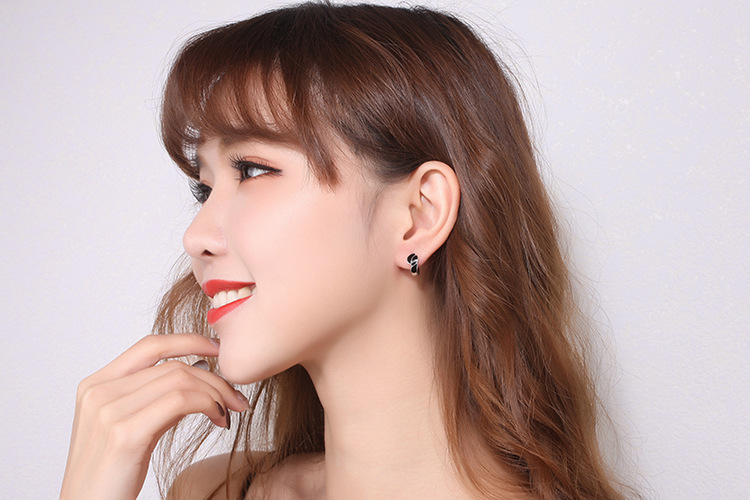 2021 Korean version of personality simple paint fashion leaf earringspicture9