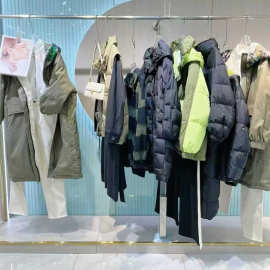 25冬无涩一诺简约中性风羽绒服上衣裤裙直播实体撤柜品牌折扣女装