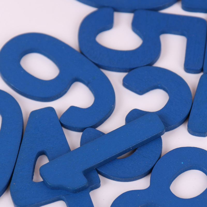 Montessori kindergarten matemáticas enseñanza ayudas Primer Grado Montessori Educación Temprana Edición Profesional números y fichas