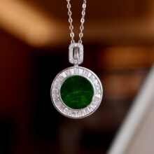 天然缅甸翡翠圆牌吊坠S925纯银镶嵌轻奢高级翡翠饰品抖音货源工厂