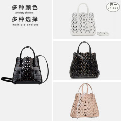 国境を越えた人気商品中空ALAバケットバッグスターと同じスタイルのシンプルでファッショナブルなワンショルダークロスボディハンドキャリーバッグ中空バッグ