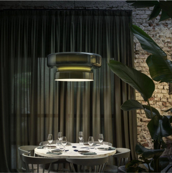 Lámpara colgante artística de vidrio estilo posmoderno