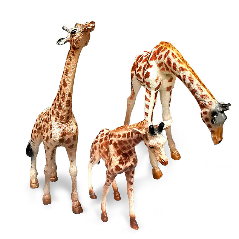 New Arrival Miniature Realistic Zoo Set: Solid Static Giraffe Family of Three Figurine Toy Kit