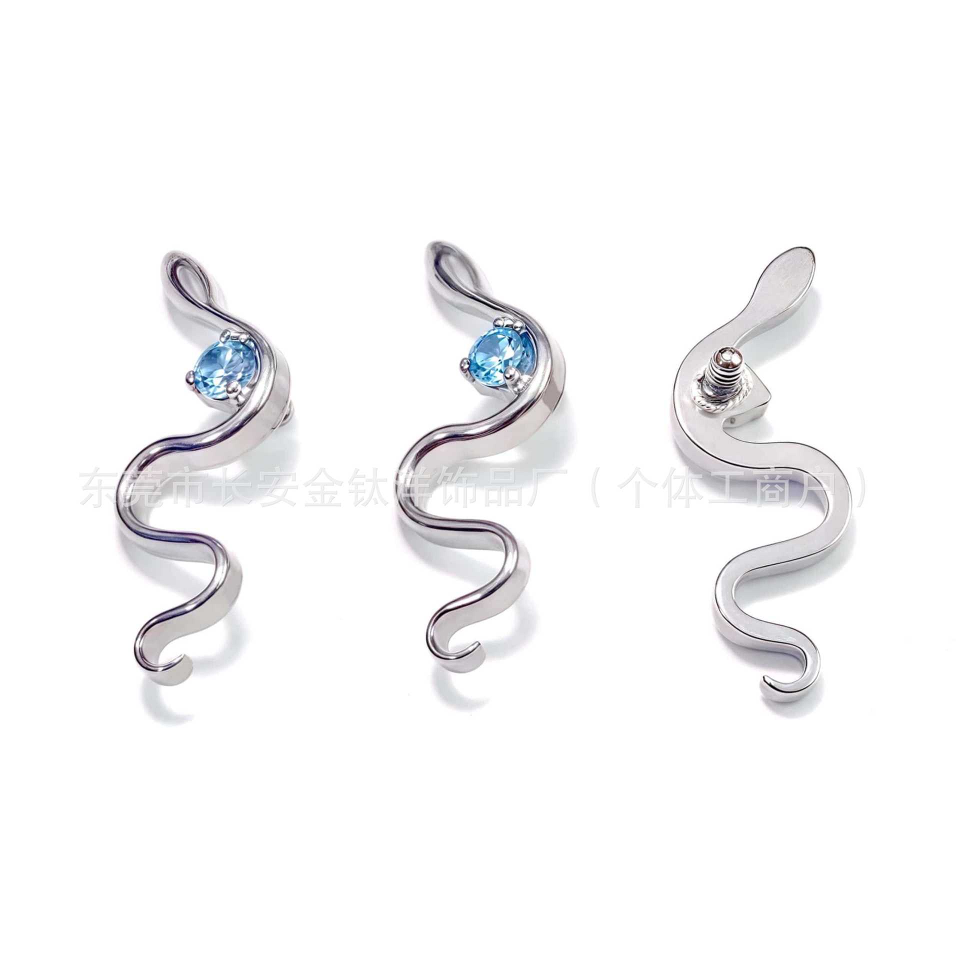 Pointed titanium steel lip stud product view