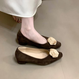 С����Ů�L������ЬŮ2026�����¿�ɽ�軨�ӽq�ָ���ȹ��ë����Ь