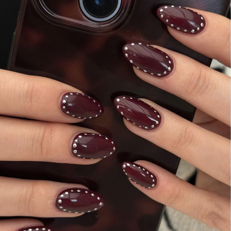 Hot-Selling Foreign Trade Burgundy Wearable Nails, White Polka Dot Nail Art, Almond Nail Tips, Wholesale New Models Hot-Selling Foreign Trade Burgundy Wearable Nails, White Polka Dot Nail Art, Almond Nail Tips, Wholesale New Models