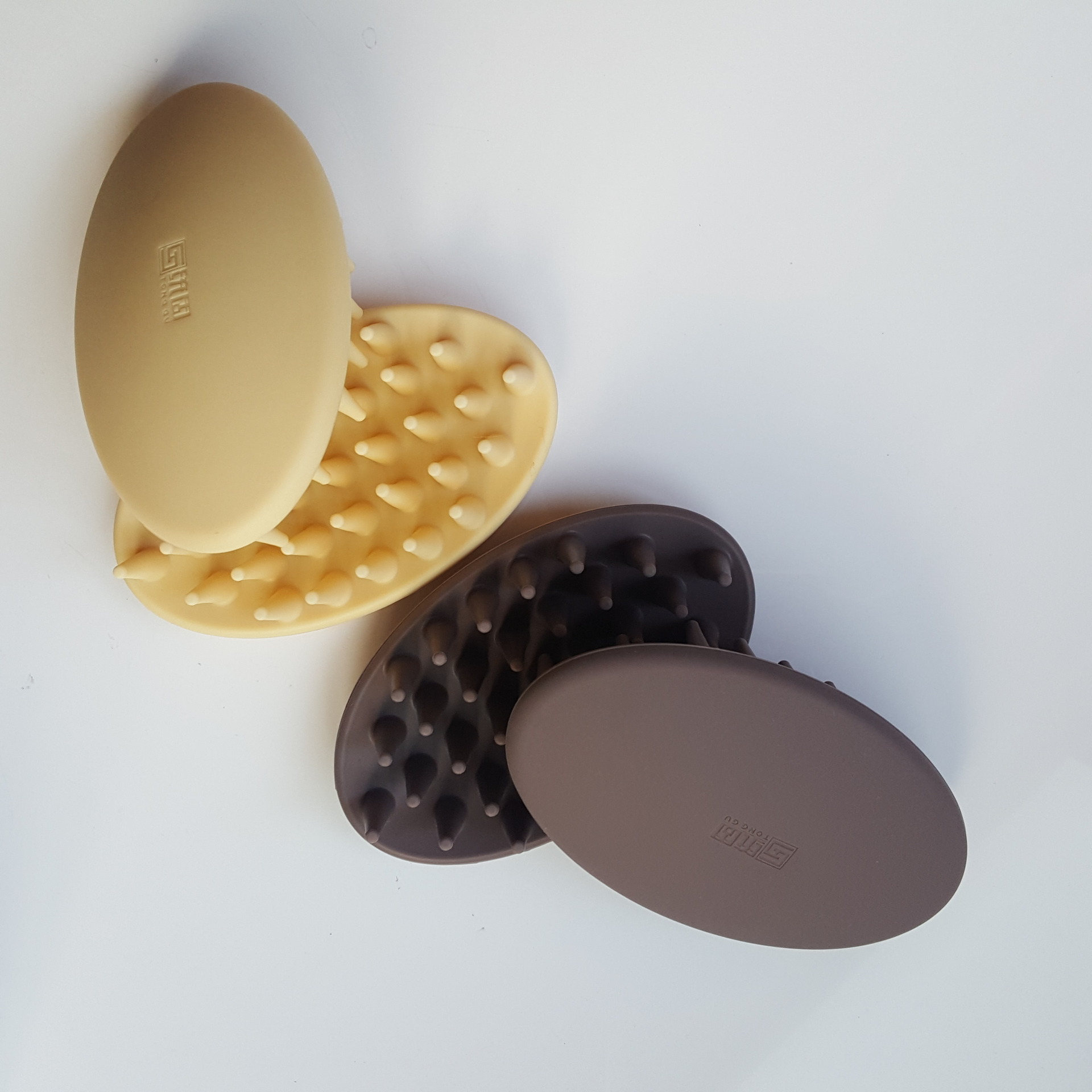 厂家直销生产 硅胶梳子 按摩头皮 舒缓头皮 促进血液循环