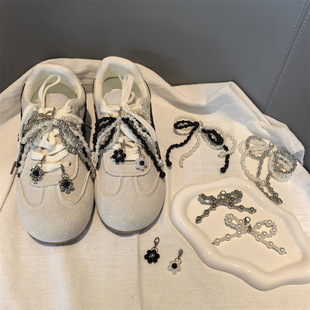 �n������L�pɫ��������YЬ���߼��д���С��Ь���b�ӖЬ���