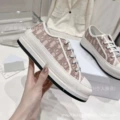 Thick sole pink embroidery