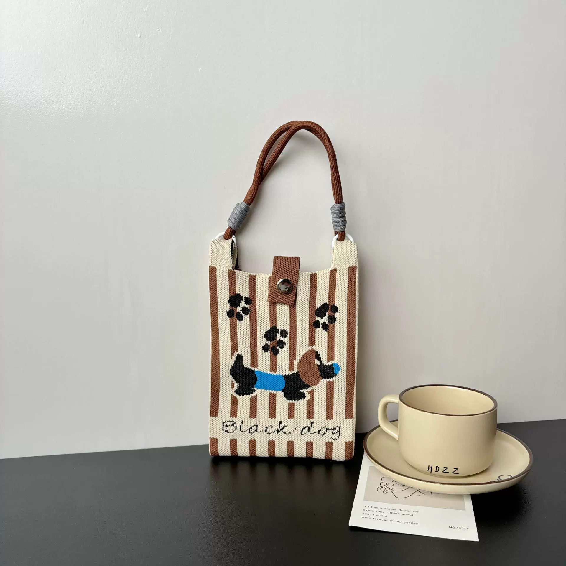 Cartoon knitted one-shoulder bag, shoulder bag